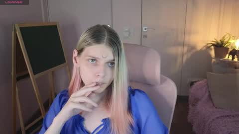 Snapshot of lunaex_ chatting on 2, 5, 2026 Luna online show from 2, 5, 2026