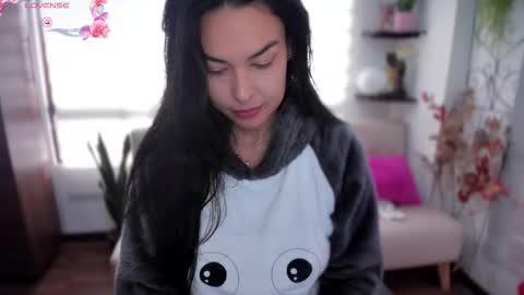 Luna online show from 10, 10, 2025