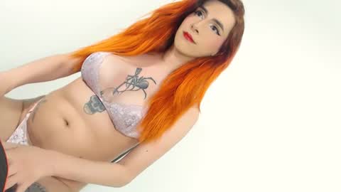 Snapshot of lunahot05xxx chatting on 22, 6, 2026 LUNA online show from 22, 6, 2026