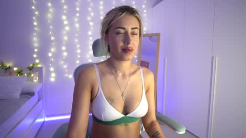 Laura online show from 6, 12, 2024