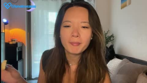 Luna online show from 1, 4, 2026