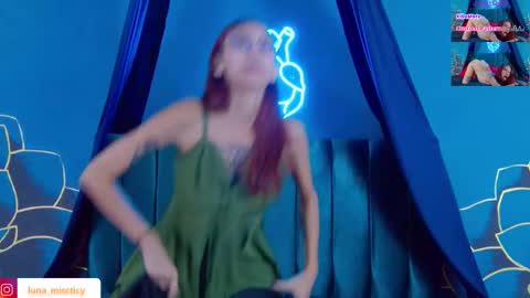 Luna online show from 10, 10, 2025