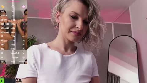 Snapshot of lunamorgan_ chatting on 20, 1, 2025 Luna online show from 20, 1, 2025