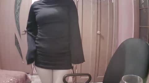 Snapshot of lunamystique_ chatting on 10, 2, 2025 lunamystique_ online show from 10, 2, 2025