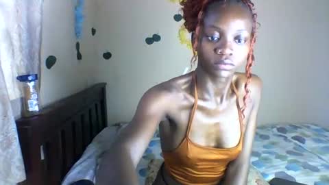 Snapshot of lunanior chatting on 4, 7, 2026 lunanior online show from 4, 7, 2026