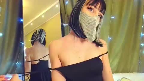 Luna online show from 15, 12, 2025