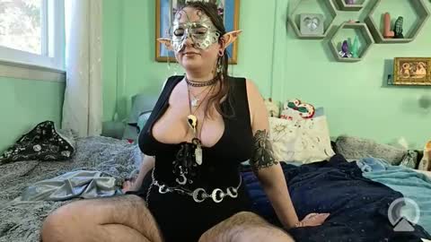 Snapshot of lunarfaestellaris chatting on 15, 1, 2026 Lunar Fae Stellaris online show from 15, 1, 2026