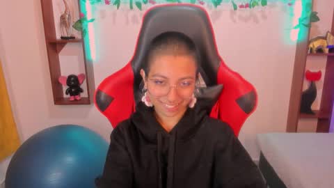 lunarichy online show from 15, 10, 2025