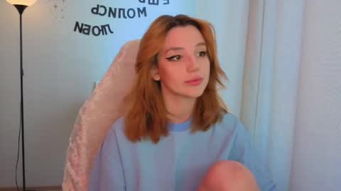 Snapshot of lunatale chatting on 6, 5, 2026 Kate online show from 6, 5, 2026