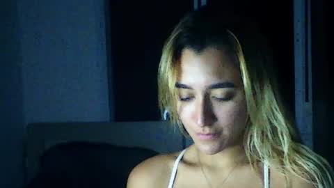 Snapshot of lunavelvvet chatting on 28, 7, 2026 lunavelvvet online show from 28, 7, 2026