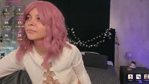 Snapshot of lune_fallenstar chatting on 20, 7, 2026 Lune FallenStar online show from 20, 7, 2026