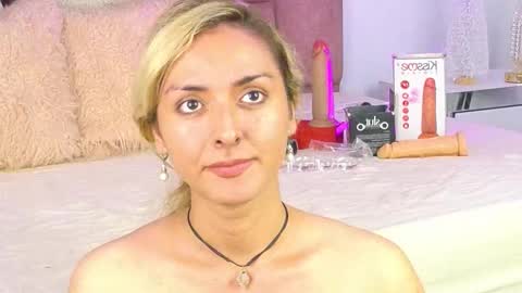 lunitadiva online show from 19, 11, 2025