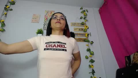 Luna Tamara online show from 3, 12, 2025