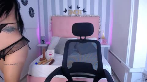 lunna_boobs20 online show from 11, 9, 2025