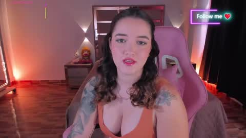 Snapshot of lunna_roosee chatting on 14, 5, 2026 LUNA ROSE online show from 14, 5, 2026