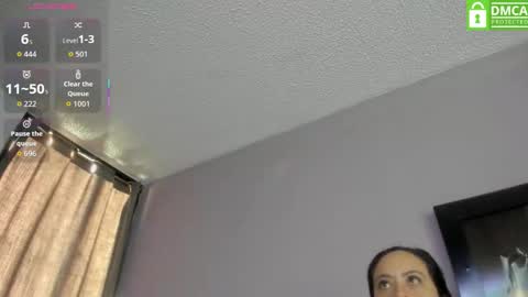 LunnaNova online show from 21, 9, 2025