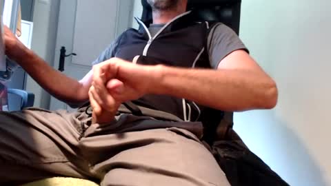 Snapshot of lure4beef chatting on 8, 7, 2026 lure4beef online show from 8, 7, 2026