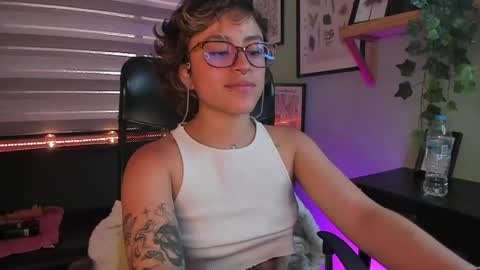 Snapshot of lusiana__ chatting on 11, 5, 2026 Luci online show from 11, 5, 2026