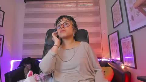 Snapshot of lusiana__ chatting on 25, 5, 2026 Luci online show from 25, 5, 2026