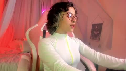 Snapshot of lusiana__ chatting on 24, 6, 2026 Luci online show from 24, 6, 2026