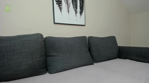 Stephany Richards online show from 9, 9, 2025