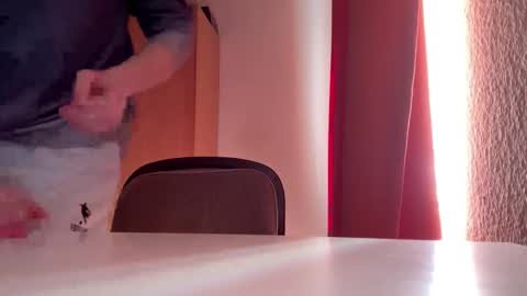 Snapshot of lustviper chatting on 21, 10, 2025 Nik online show from 21, 10, 2025