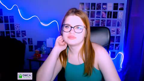 Snapshot of lusy_puff chatting on 2, 3, 2025 lusy_puff online show from 2, 3, 2025