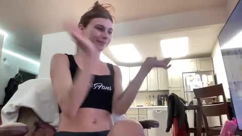 Snapshot of luvkoko chatting on 9, 6, 2026 luvkoko online show from 9, 6, 2026
