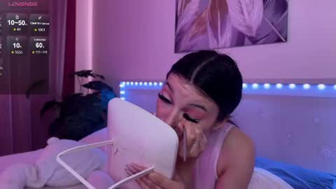 Snapshot of luvlyveronica chatting on 29, 6, 2026 Veronica online show from 29, 6, 2026