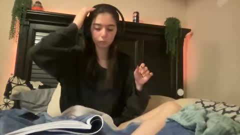 luvrxstarx online show from 20, 12, 2025