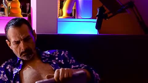 Snapshot of lux_dei chatting on 25, 12, 2024 Im a - CAMGUY YOU LIKE to FUCK online show from 25, 12, 2024