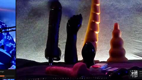 Snapshot of lux_dei chatting on 19, 1, 2025 Im a - CAMGUY YOU LIKE to FUCK online show from 19, 1, 2025