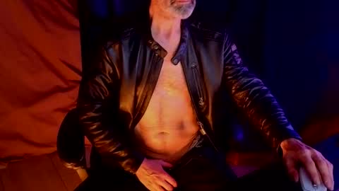 Snapshot of lux_dei chatting on 1, 2, 2026 Im a - CAMGUY YOU LIKE to FUCK online show from 1, 2, 2026