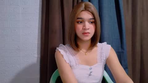 queen lux online show from 17, 2, 2026