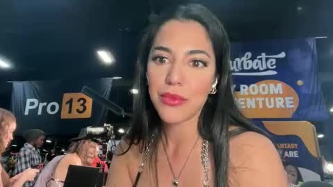 luxcher22 online show from 24, 10, 2025