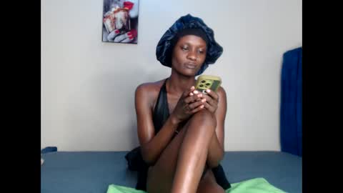 Snapshot of luxe_glow chatting on 7, 6, 2026 Luxe glow online show from 7, 6, 2026