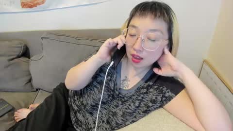 LuxGray online show from 12, 3, 2025