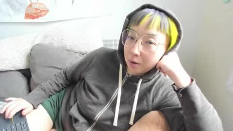 LuxGray online show from 15, 2, 2026