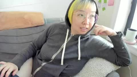 LuxGray online show from 15, 5, 2026