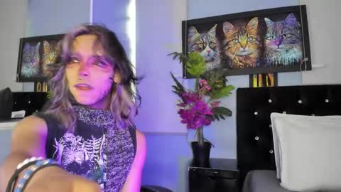 Luxiel 3 online show from 24, 11, 2025