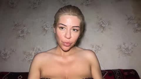Snapshot of luxsonyastar chatting on 13, 7, 2026 LuxSonyaStar online show from 13, 7, 2026