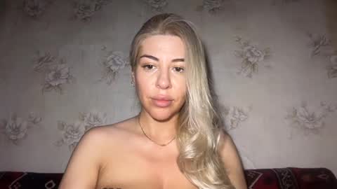 Snapshot of luxsonyastar chatting on 14, 7, 2026 LuxSonyaStar online show from 14, 7, 2026