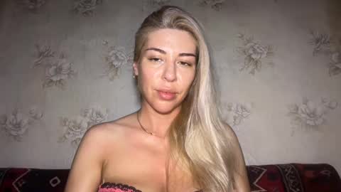 Snapshot of luxsonyastar chatting on 23, 7, 2026 LuxSonyaStar online show from 23, 7, 2026