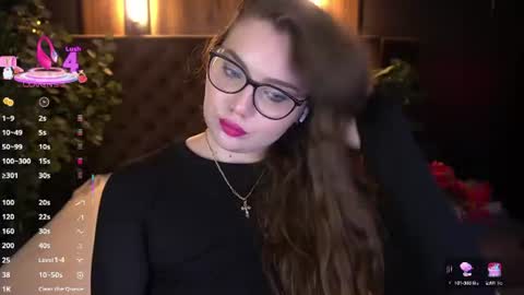 luxsopphia_ online show from 24, 7, 2026
