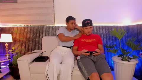 Kitty  18 year  Sara 18 year online show from 25, 2, 2026