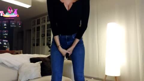 Luxymin online show from 17, 2, 2025