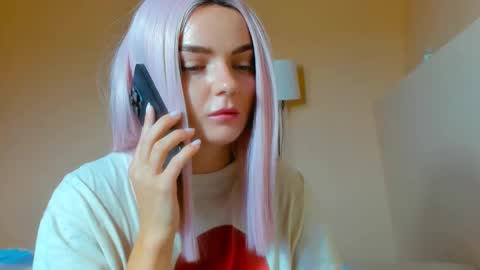 Snapshot of lx600 chatting on 19, 9, 2025 Lana online show from 19, 9, 2025