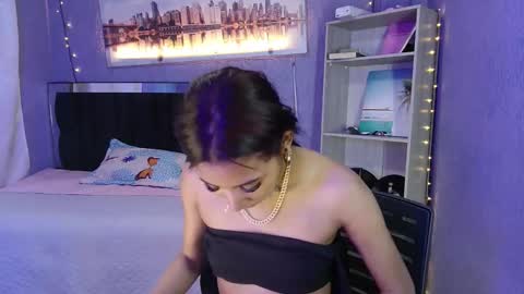 Snapshot of lyam_ebony chatting on 13, 11, 2025 lyam_ebony online show from 13, 11, 2025