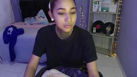 Snapshot of lyam_ebony chatting on 16, 11, 2025 lyam_ebony online show from 16, 11, 2025