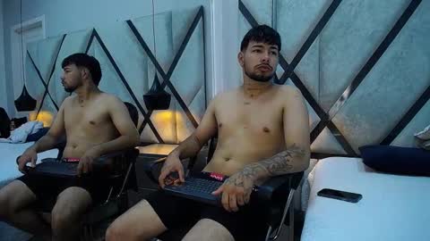 lyam_saenz online show from 11, 11, 2025